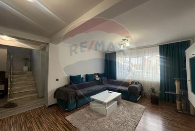 Casă / Vilă cu 5 camere de vânzare - 2