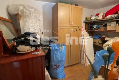 Casă la curte P+M – Sector 5 - 4