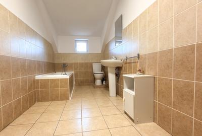 Pensiune turistică de vânzare in Corbu | 7 camere | Teren 1000mp - 13