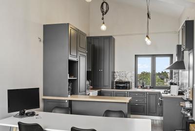 Cladire cu 5 apartamente de vanzare - 2