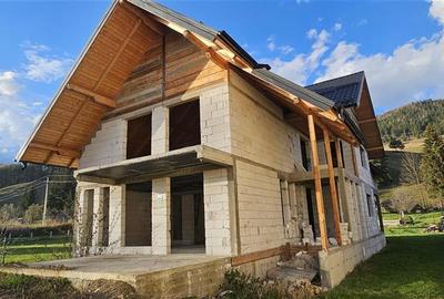 OPORTUNITATE-Casa individuala Sd-365mp,teren 958 mp, BUCOVINA-loc.FRUMOSU - 1