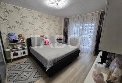 Apartament 3 camere mobilat 2 bai balcon pivnita Mihai Viteazul Sibiu - 1