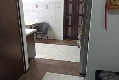 Iancului , 2 minute metrou - 14