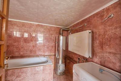 Casa individuala  Leresti la strada principala+ teren 831 mp, utilitati complete - 6