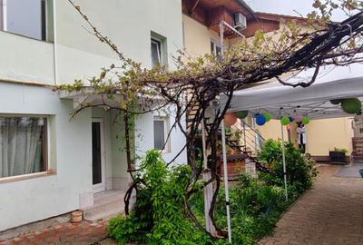 Casă cu 4 camere în Aurel Vlaicu