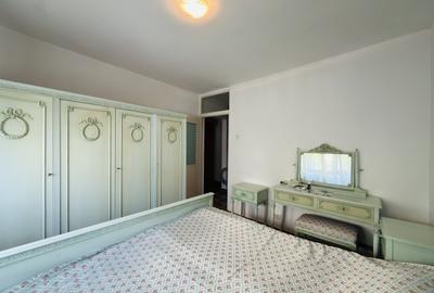 Apartament 3 camere, decomandat, etajul 2, zona Soarelui - 2