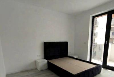 Apartament cu 3 camere open-space, mobilat în Central
