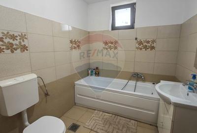 Casă cu 4 camere + curte - Irish Villa Domnesti - 14