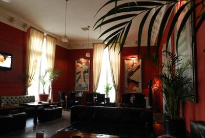 Romana, spatiu comercial, 680mp, P+1, 7500Euro/luna+TVA - 1