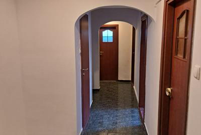APARTAMENT 3 CAMERE - CIRESICA - 1