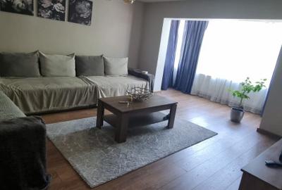 Apartament cu 3 camere decomandat în Central