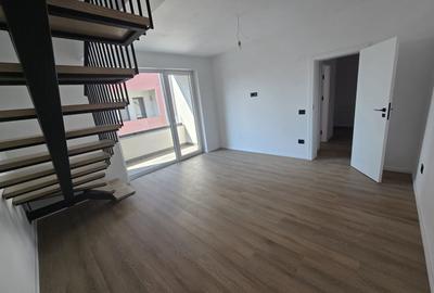 Apartament superb pe 2 niveluri. Bucatarie inchisa. 2 Locuri de Parcare. - 2