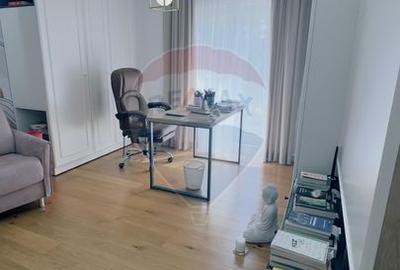 Proprietate premium în Filiași, locuință de lux cu spații comerciale - 18