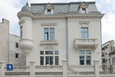 Vila istorica de vanzare in zona *Unirii* | 21 camere | curte, garaj - 57