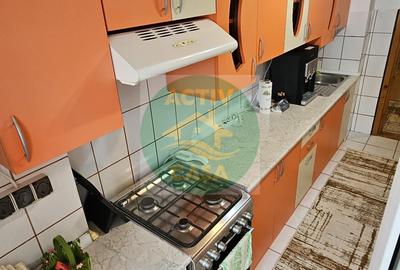De inchiriat apartament cu 2 camere, etaj 3, zona Pietonal Stefan cel Mare - 8