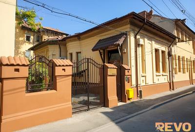 Parcul Carol / Tineretului – Unirii Sud - Vila interbelică - 1