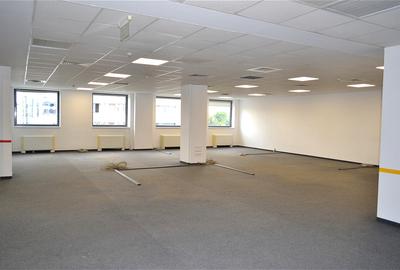 COMISION 0. Spatii in cladire de birouri centrala - 2