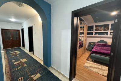 Vila P+1, supraf. desf. 510 mp., teren 1000 mp, Radomiresti - 13