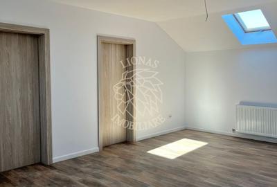 Apartament cu 3 camere semidecomandat în Sud