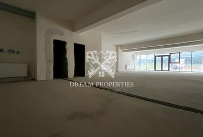 Spațiu comercial, de 237 mp, în Bulgaria