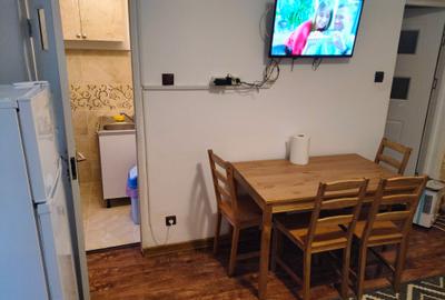 Închiriez apartament 2 camere - 7