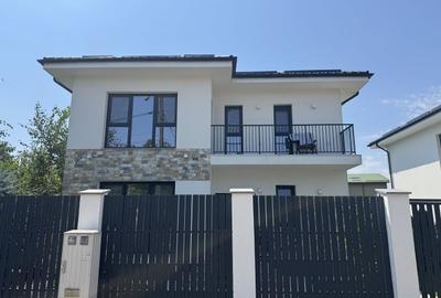 Casă individuală cu 4 camere în Tunari