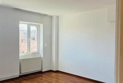 Apartament 2 camere etaj intermediar Centrul Civic - 2