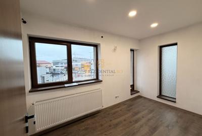 Spatiu comercial, pozitionare excelenta, exact la metrou Aparatorii P - 10