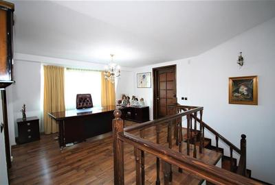 Corp vila, ideal locuinta, cu piscina si curte proprie in centru, Bucuresti - 30