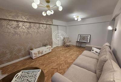 Apartament cu 3 camere semidecomandat, mobilat în Floreasca