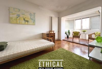 Apartament 3 camere Zona Ultracentrala - Fara Risc Seismic. - 1