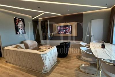 Penthouse cu 5 camere semidecomandat, mobilat în Florești