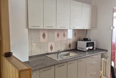 Apartament 2 camere, zona Tomis 3, centrala gaz, etajul 3, mobilat utilat nou. - 3