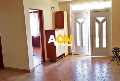 Casă de închiriat, 3 camere, cu terasă și garaj, Partoș - 8