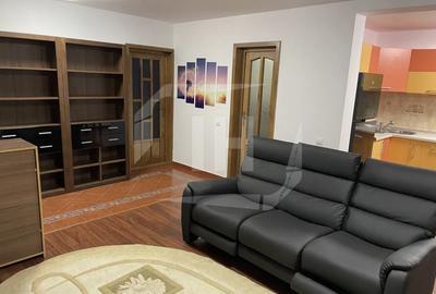 Apartament cu 3 camere semidecomandat, mobilat în Bună Ziua
