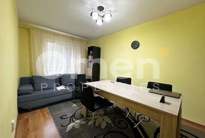 Apartament cu 3 camere semidecomandat, mobilat în Săsar