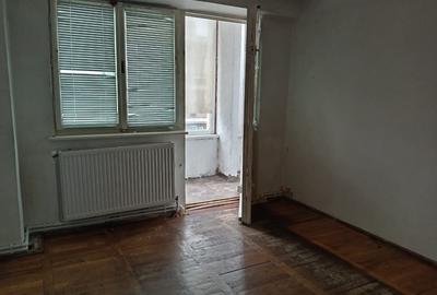 Apartament 3 camere decomandat, Bulevardul Decebal - 5