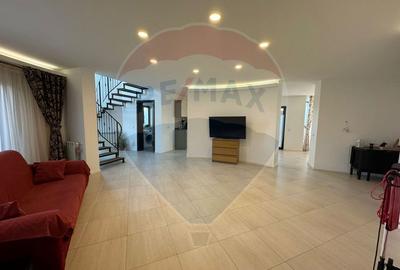 Casa / Vila deosebita in Golesti S+P+1E - 2