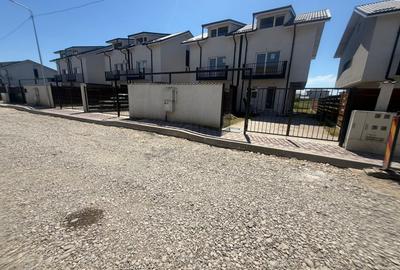 CASA DUPLEX INDEPENDENTEI, TOATE UTILITATILE, TEREN 243 MP, COMIS 0% - 5