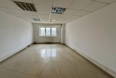 Spatiu de birouri 40mp de inchiriat in zona *Piata Unirii* - 3