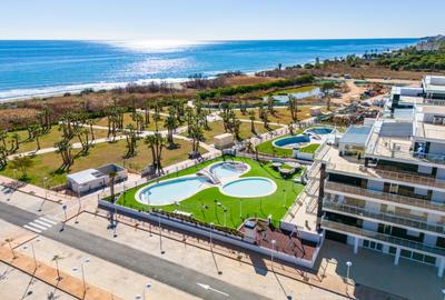 Apartament spectaculos cu vedere la mare pe prima linie de plaja