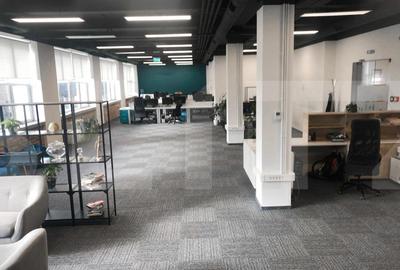 Etaj open space, ultramodern, in cladire clasa A. - 11