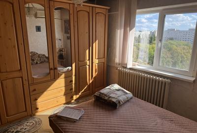 Vânzare apartament 3 camere - 1