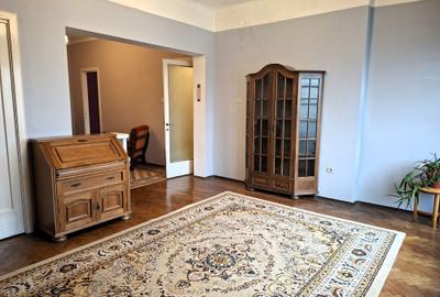 Apartament cu 3 camere in vila interbelica, de renovat - comision 0%! - 3