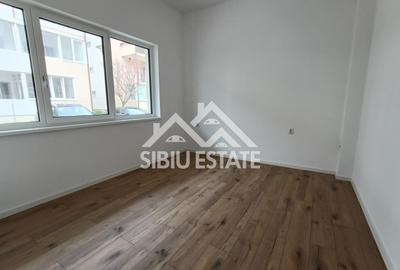 Apartament luminos, ideal locuință sau birou ,parter, 2 locuri parcare - 10