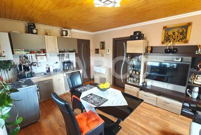 Apartament 2 camere cu balcon de vanzare -complet mobilat - COMISION 0 - 5