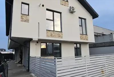 Apartament cu 3 camere în Est