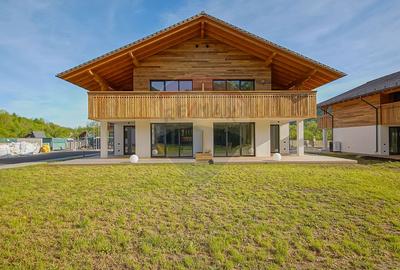 La poalele Bucegilor, ultimul chalet din proiectul Alpinia · Râșnov - 4