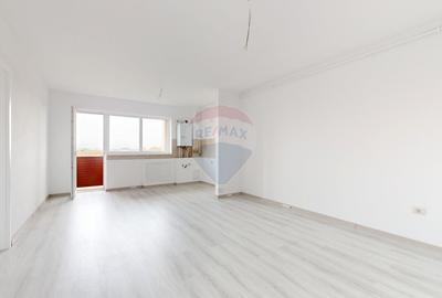 Apartament cu 2 camere semidecomandat în Sânpetru