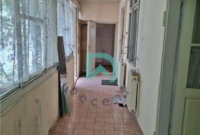 Casa De Mijloc, singur in curte, Brasov - 7